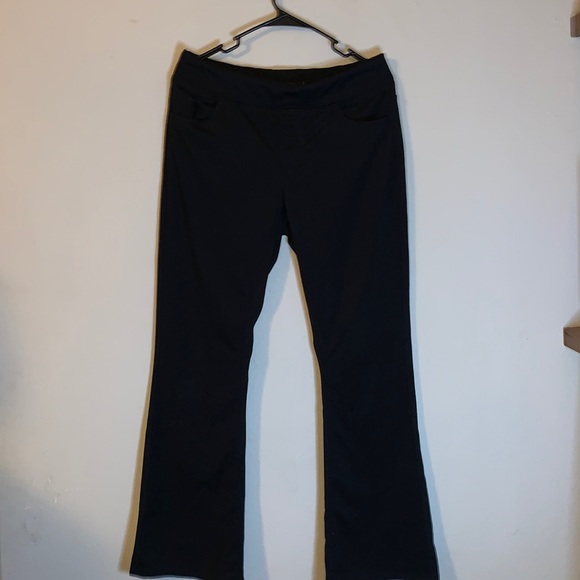 Lee natural fit flare jeggings. - Picture 1 of 5